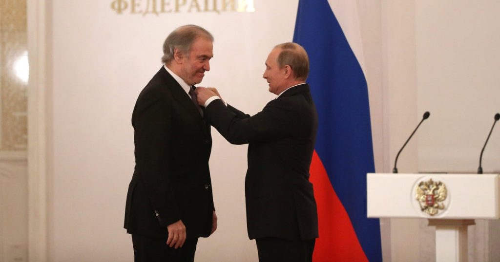 gergiev-putin-539533316.jpg