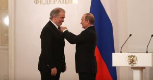 gergiev-putin-539533316.jpg