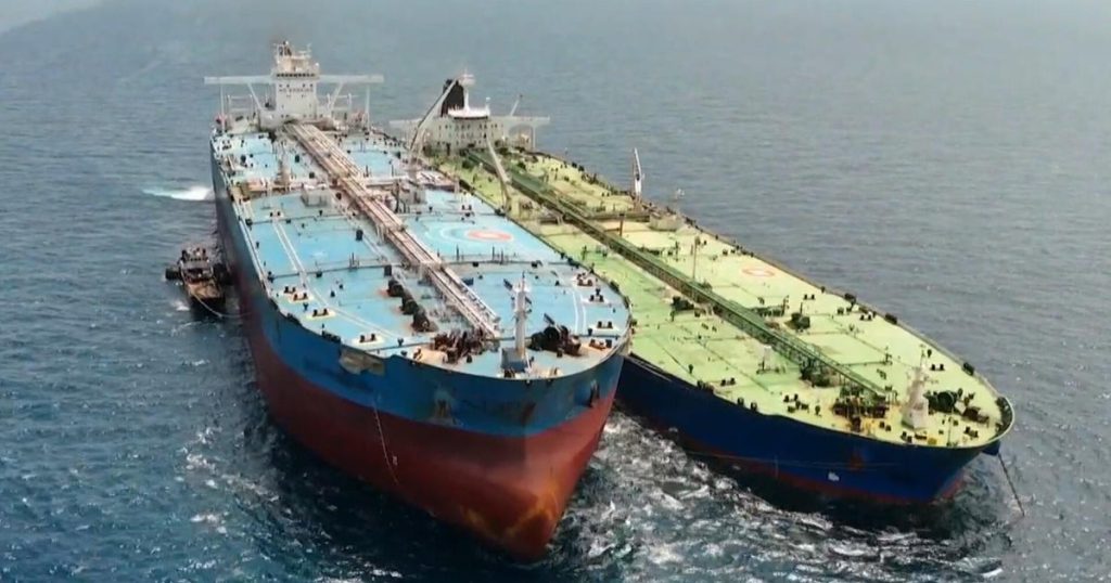 cbsn-fusion-rare-look-at-the-dark-fleet-secretly-transferring-iranian-oil-to-china-thumbnail.jpg