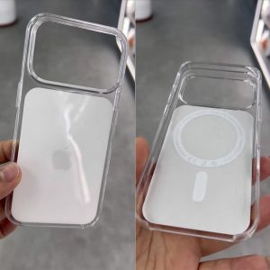 hands-on-iphone-17-pro-clear-case.jpg